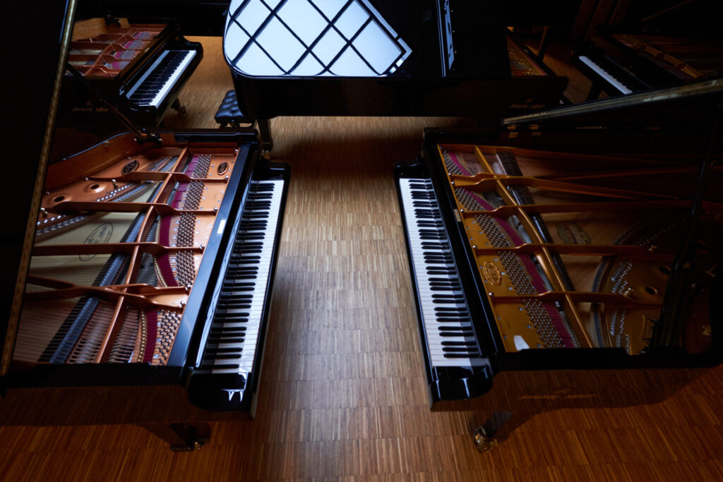 Shigeru Kawai Models - Premium Grand Pianos of Japan